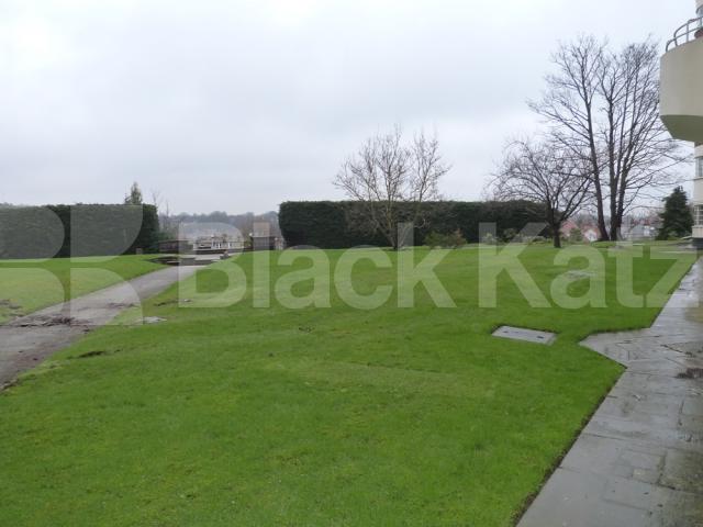 			INC. HEATING & HOT WATER!, 2 Bedroom, 1 bath, 1 reception Flat			 Hornsey Lane, Highgate